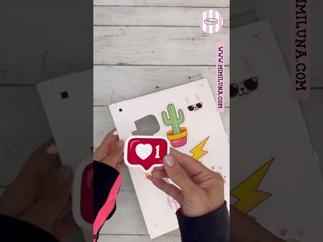 Vídeo relacionado con Imán de vinilo para nevera con reproductor NFC, juego de 9 cintas de casete retro de 128 MB, estilo de imanes de vinilo para nevera