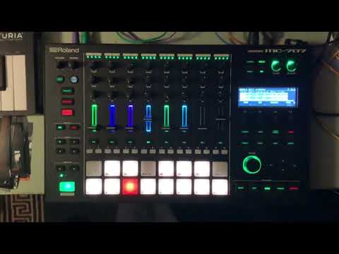 Roland MC-707 Groovebox sampling modes