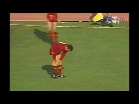 Paulo Roberto Falcao vs SSC Napoli (Home) - Serie A 1982/83