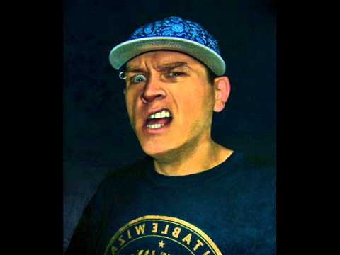 Dunn D - Little Brother feat. Wiz Kid