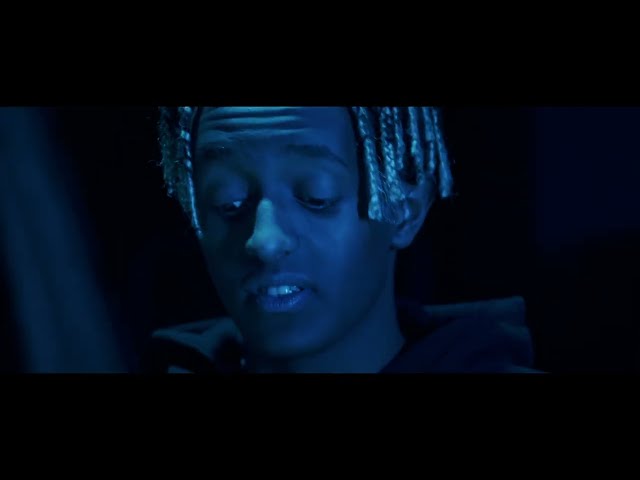 Welten Entfernt von Bac ((jetzt ansehen))