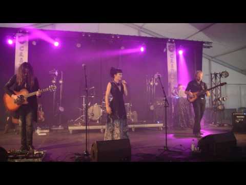Castlefest Winter Edition 2016 * Shireen - Birdflight