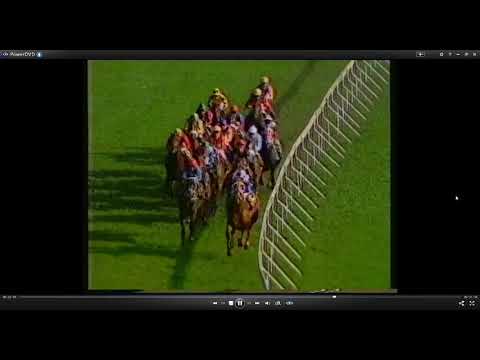 1988 Clairwood Gold Vase