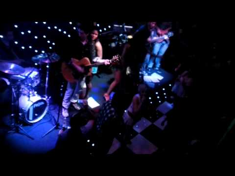 Fernanda Ferrari   Sou foda participação Leo Derobi