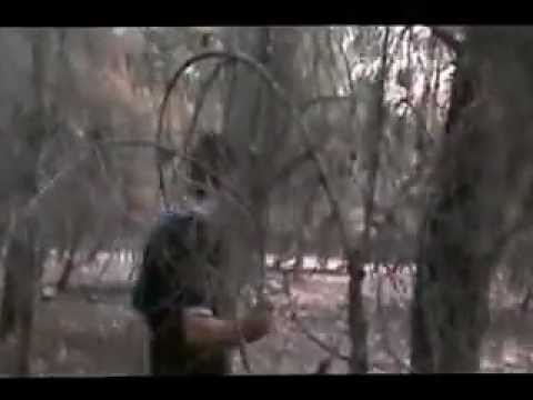 الملازم أول مرشد الخالد يعطي تعليماته لمقاتلي لواء شهداء الأتارب قبل انطلاقهم لنصب كمين ضد قوات النظام في ريف حلب الغربي