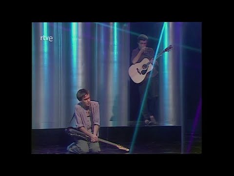 La Dama Se Esconde "Amenazas" [1986]