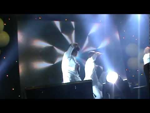 121124 F CUZ at ATT   Rise Up