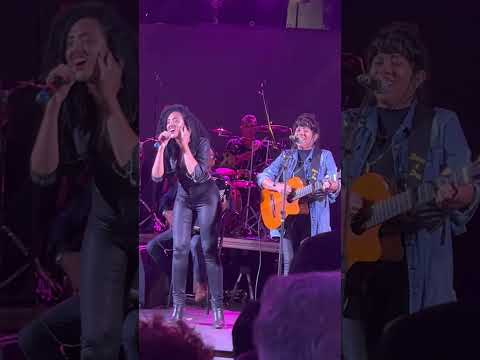 Show das irmãs Freitas na folia de Santos Reis em Itaguari Goiás