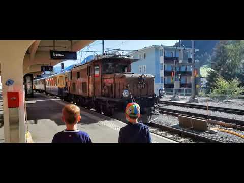 Mit der historischen Bahn von Davos zum Landwasser Viadukt