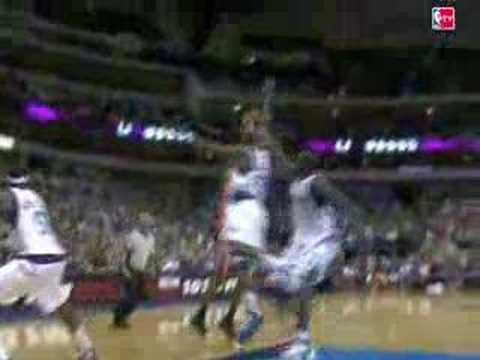 Tracy McGrady with the lookaway pass to Luis Scola!