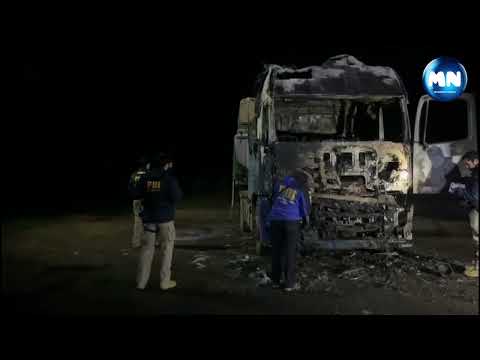 🔴 PDI Araucanía investiga la quema de 2 camiones en Pailahueque, comuna de Ercilla.