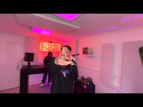 JusHarry - Way Out (Freestyle) (Live)