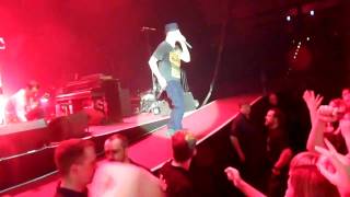 Beatsteaks - What&#39;s coming over you + Let me in (Stage Diving) - Live