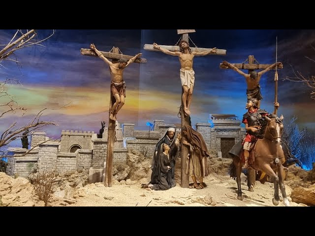 Vídeo relacionado con Artículos religiosos by PABEN - Estatua Calvario Crucifixión Jesús con pie - 16 cm - Fabricado en resina - Belén pascual