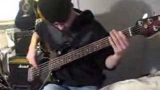 Pantera - I Can&#39;t Hide Bass Cover