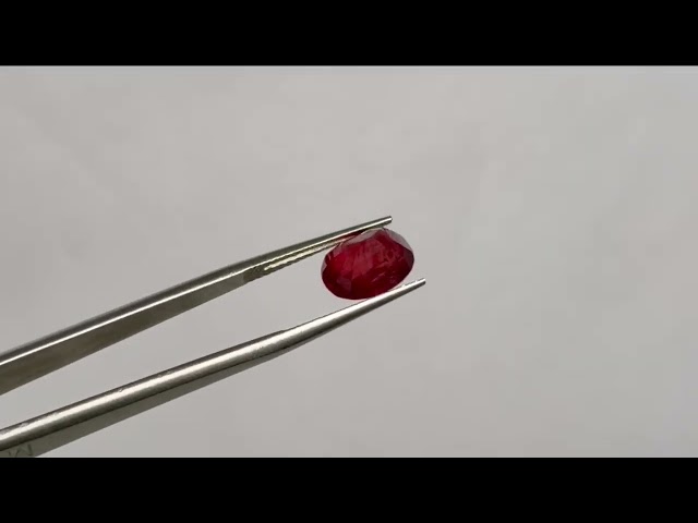 حجر الياقوت دم الحمام طبيعي غير معالج