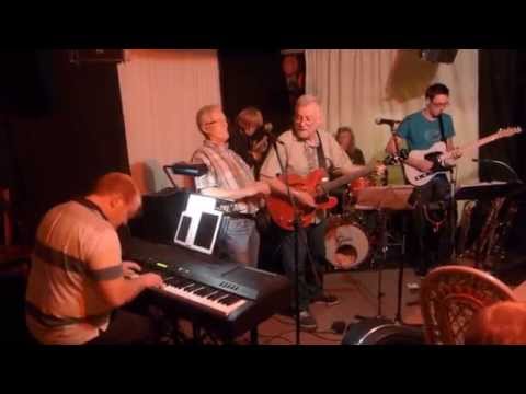 Thumbnail for 12 bar in E in Bar 39 by Jeff Ward
