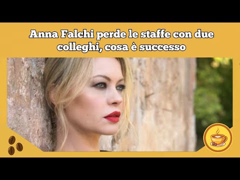 Anna Falchi perde le staffe con due colleghi, cosa è successo