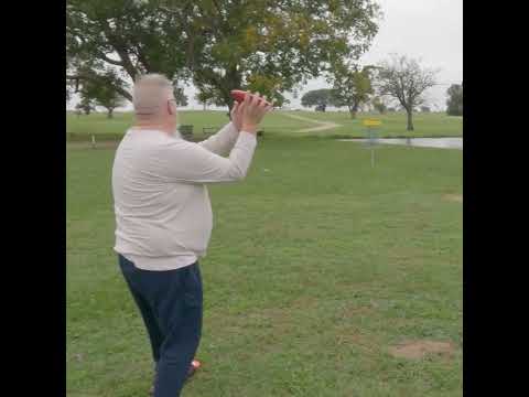 Sean Makes a 40 foot Turbo Putt!