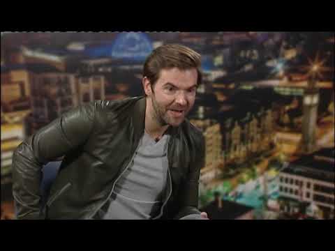 Robin's BIG Music Show - Mask