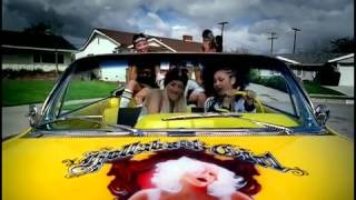 Gwen Stefani- Hollaback Girl (Dirty Version) (Official Video)