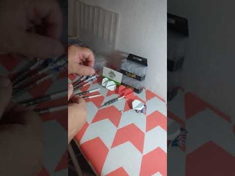 BR Darts Review - Unboxing Flights Robson Bulls