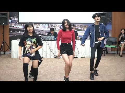 171028 "แจกไพ่" cover "K.A.R.D"(Oh NaNa) @ Future Park Rangsit(Audition Round#1)