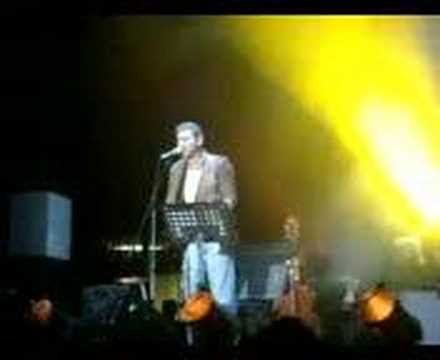 wust el balad - 3anekeeny (hold me)