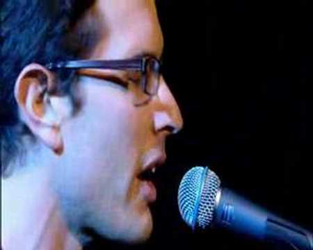 Yoav performing Club Thing on UK TV