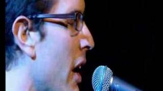 Yoav performing Club Thing on UK TV