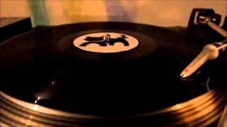 The Twilight Sad - Three Seconds Of Dead Air (Demo) [Fourteen Autumns And Fifteen Winters]