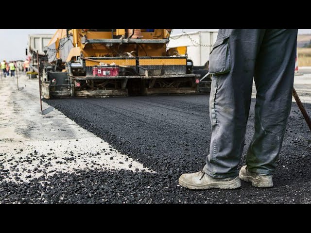 Темпы и качество дорожных работ на 2-й Батарейной в Иркутске проверил общественный контроль