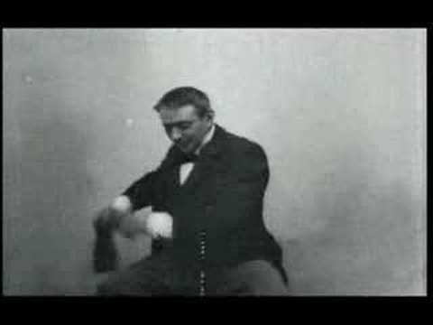 Lumiere.Brothers-Chapeaux.a.Transformations.1895