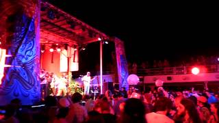 Karl Denson's Tiny Universe, '7 Nation Army', Jamcruise 11, 1/9/13