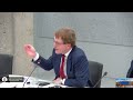 Kuipers wil niks weten van oversterfte door vaccinatie & geeft vol gas met de vaccinaties.
