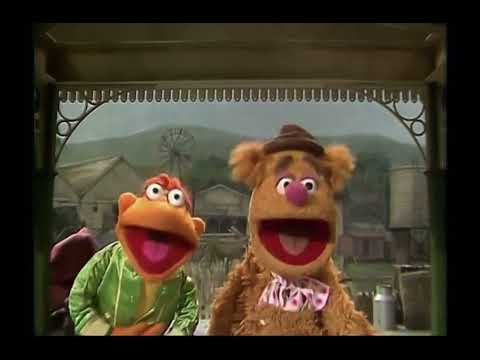 The Muppet Show - 308: Loretta Lynn - “The Rhyming Song” (1978)