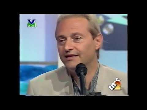 Amedeo Minghi - "Cantare è d'amore" - pianoforte e voce ("A casa con Radio Italia" - 1996)