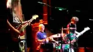 Dinosaur Jr. - Pick Me Up (live)