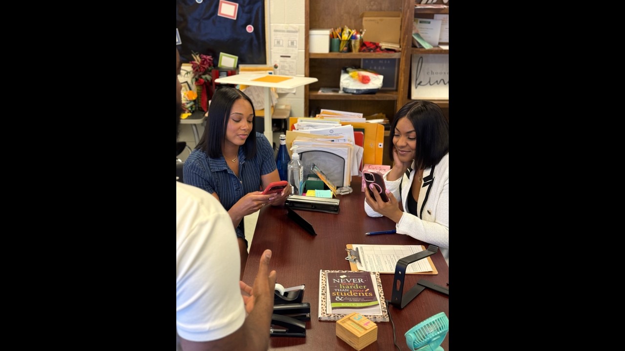 Tre sends Ernestine and Ms. Johnson good morning texts at the SAME time!