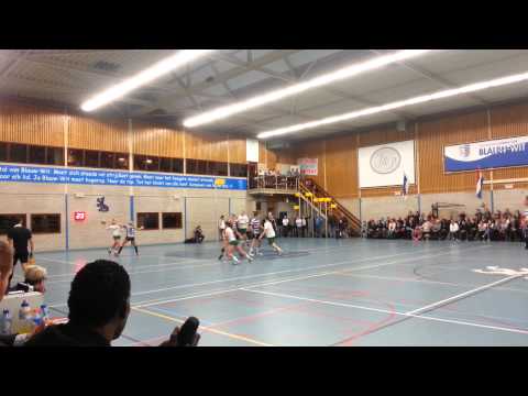 Doelpunt Suzanne Struik topscoorster Korbal League