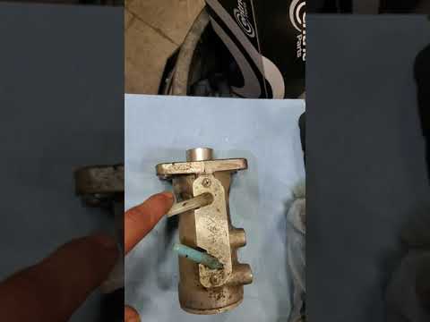Isuzu npr hd brake master cylinder