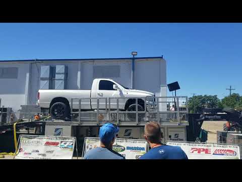 Brandon Suarez 5.9 cummins 1250hp