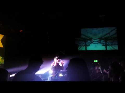 Wiwek Rain dance demo, live @ bitbird label night Melkweg Amsterdam