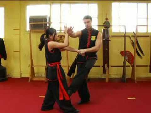 Advanced Wing Tsun Techniques : Wing Tsun Second Form Stance