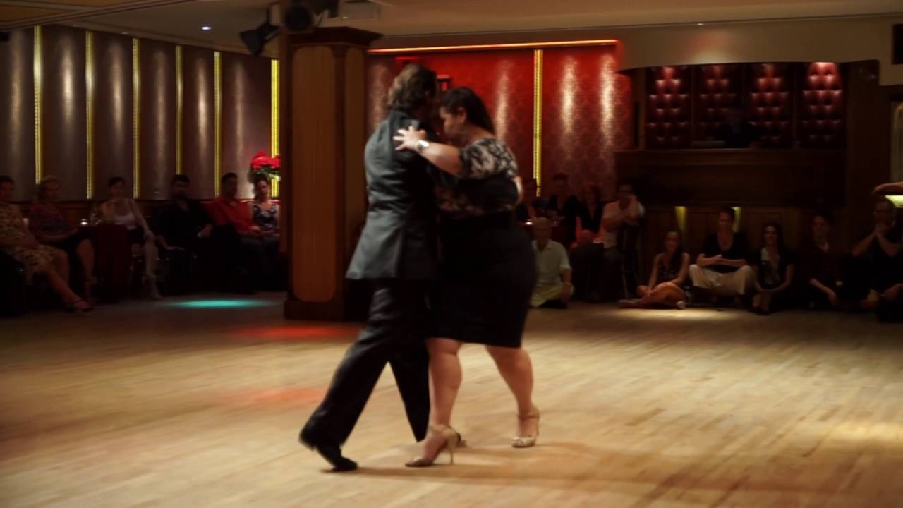 Giorgio Regnoli & Ayelen Quiroga  tango 1-D'arienzo