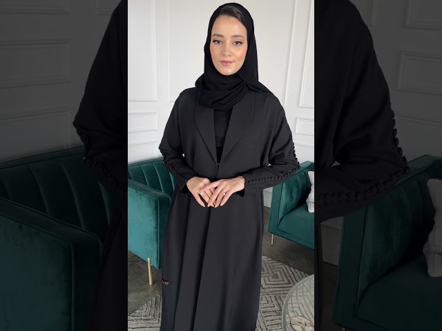 عباية سوداء كاجوال بأزارير على الكم - كريزيا III