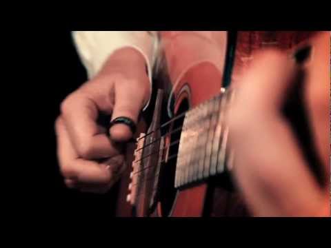 Tommy Emmanuel - Angelina (singing herself) - by Tobias Volkamer