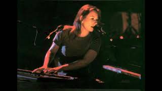 Tori Amos – Black-Dove (January) (Houston, Texas, 1999-09-30)