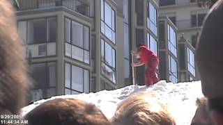 preview picture of video 'Icer Air 2005, Fillmore Street, San Francisco ski and snowboard'