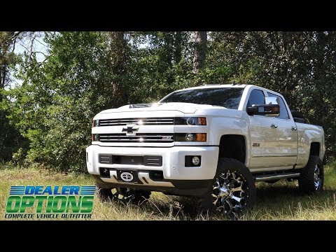 2017 Chevy 2500HD L5P Duramax | Cognito lift | 22x10 Fuel Assault |